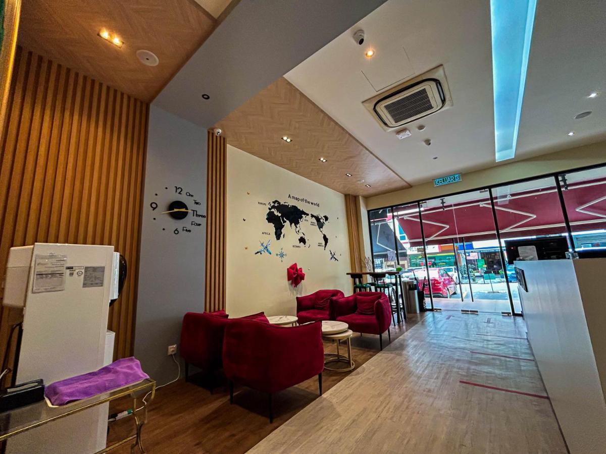 Cel Hotel Skudai Esterno foto