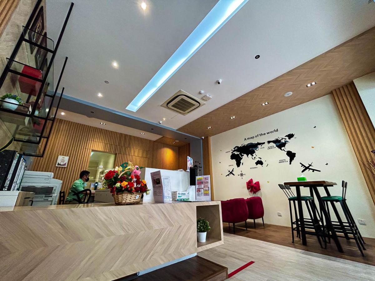 Cel Hotel Skudai Esterno foto