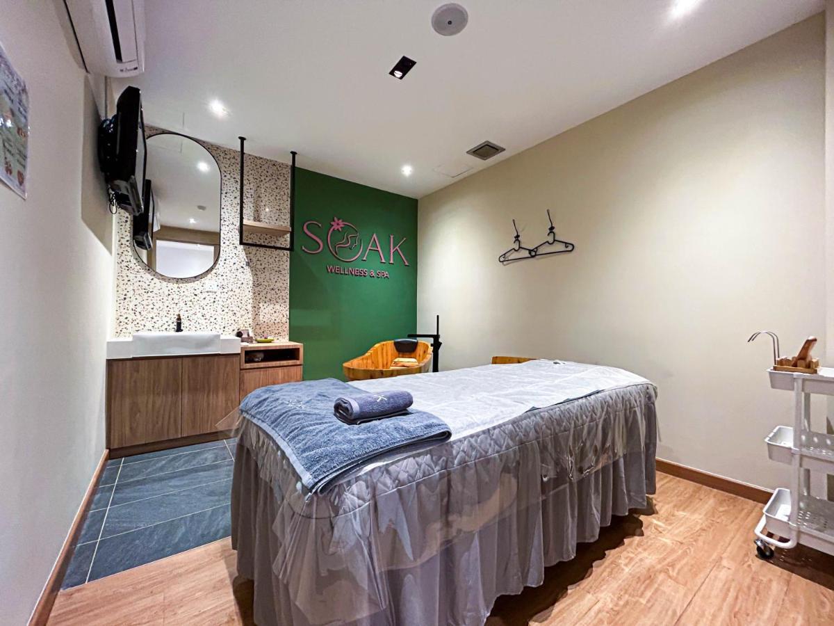 Cel Hotel Skudai Esterno foto