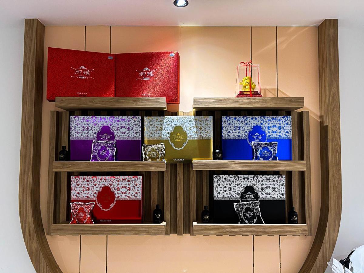 Cel Hotel Skudai Esterno foto